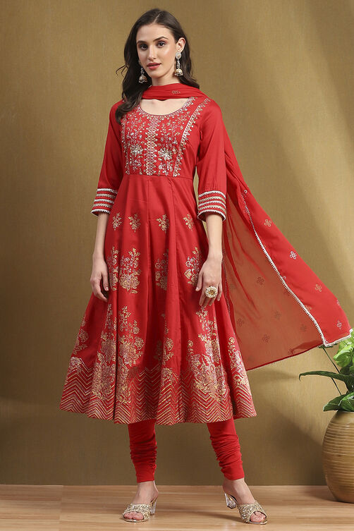Scarlet Royale Embroidered Anarkali Suit Set